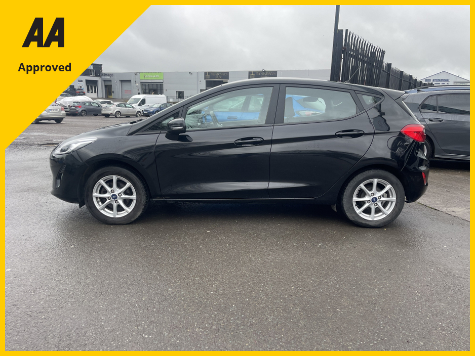 2019 Ford Fiesta - image 13