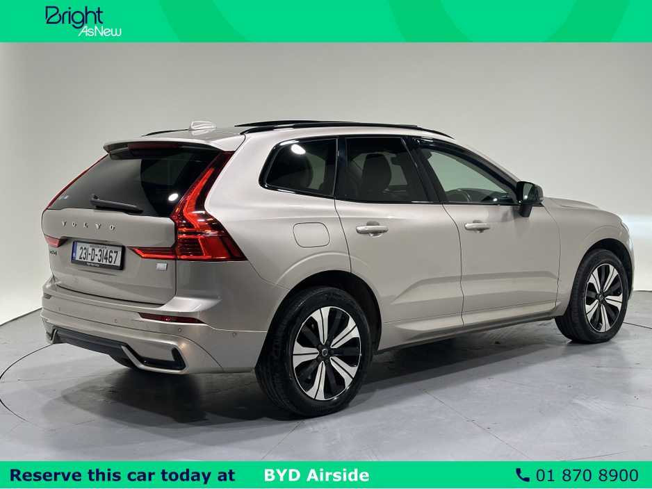 2023 Volvo XC60 - image 9