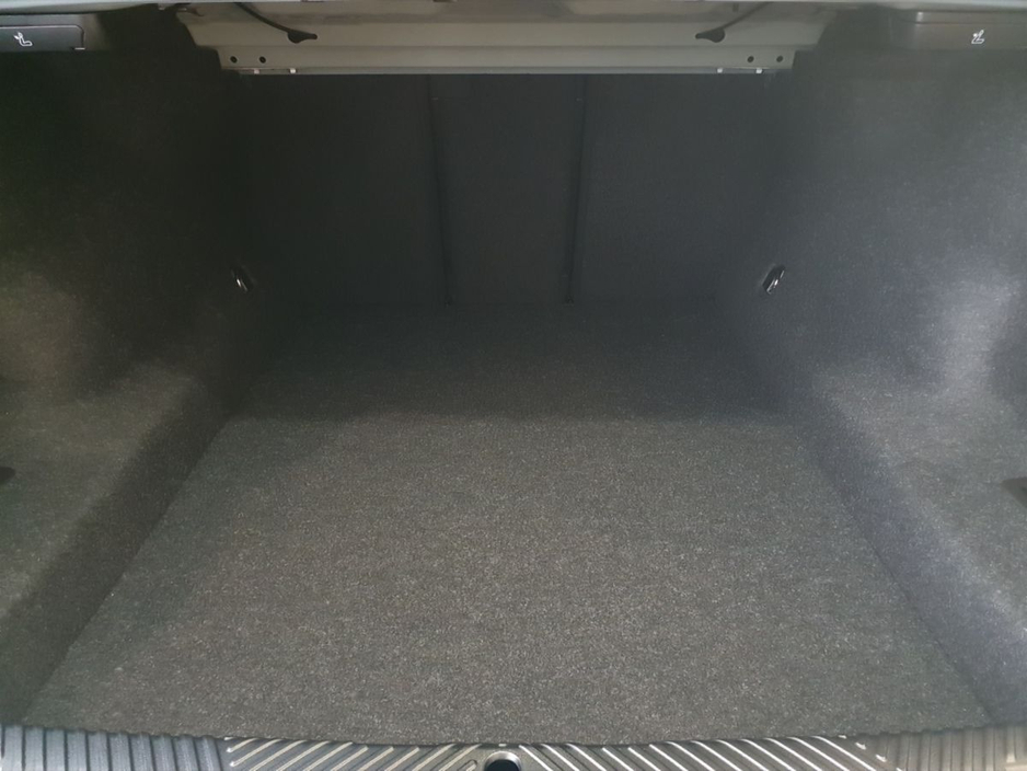 2026 BMW 5 Series - image 13