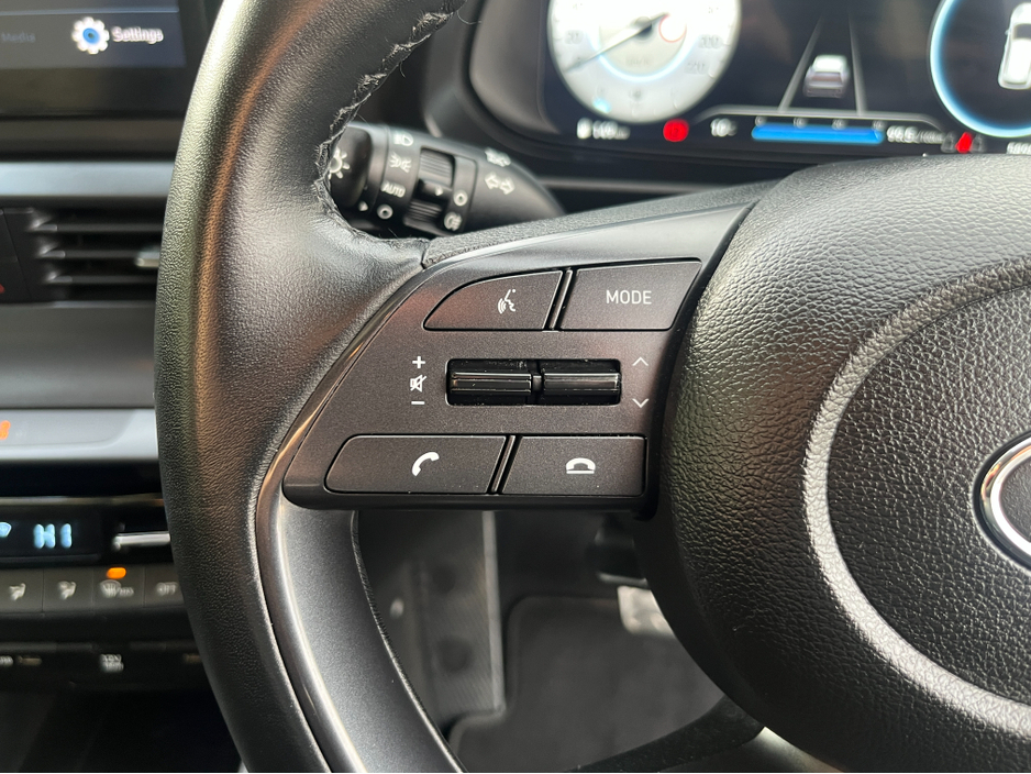 2023 Hyundai Bayon EXECUTIVE AUTOMATIC 1.0 PETROL //HEATED SEATS AND STEERING WHEEL//REVERSE CAMERA// €20,950