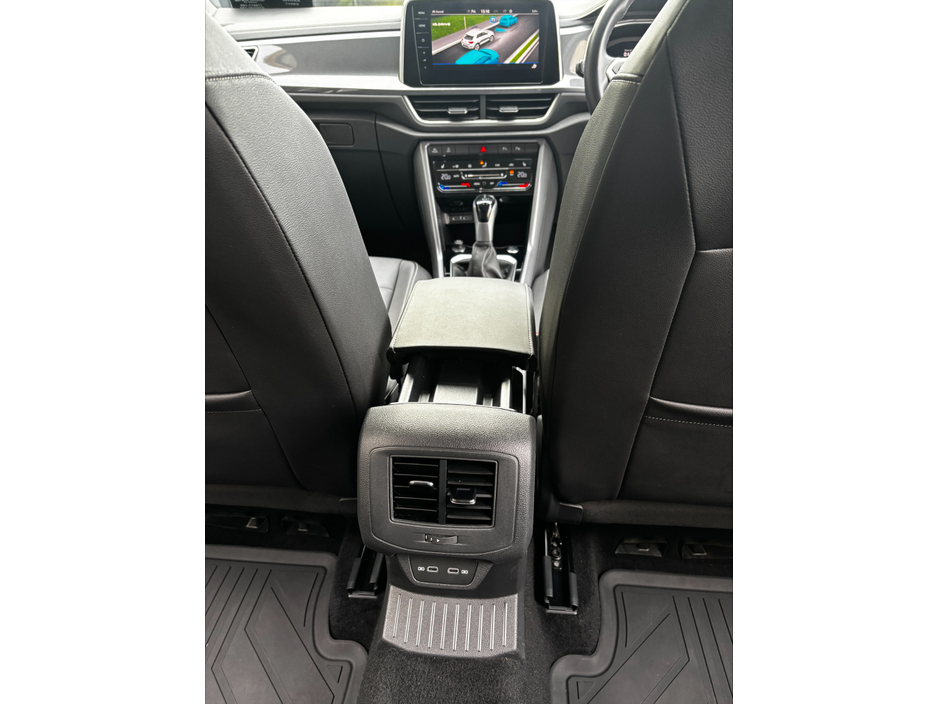 2024 Volkswagen T-Roc 3DA-A1DFF 5DR AUTO €39,950