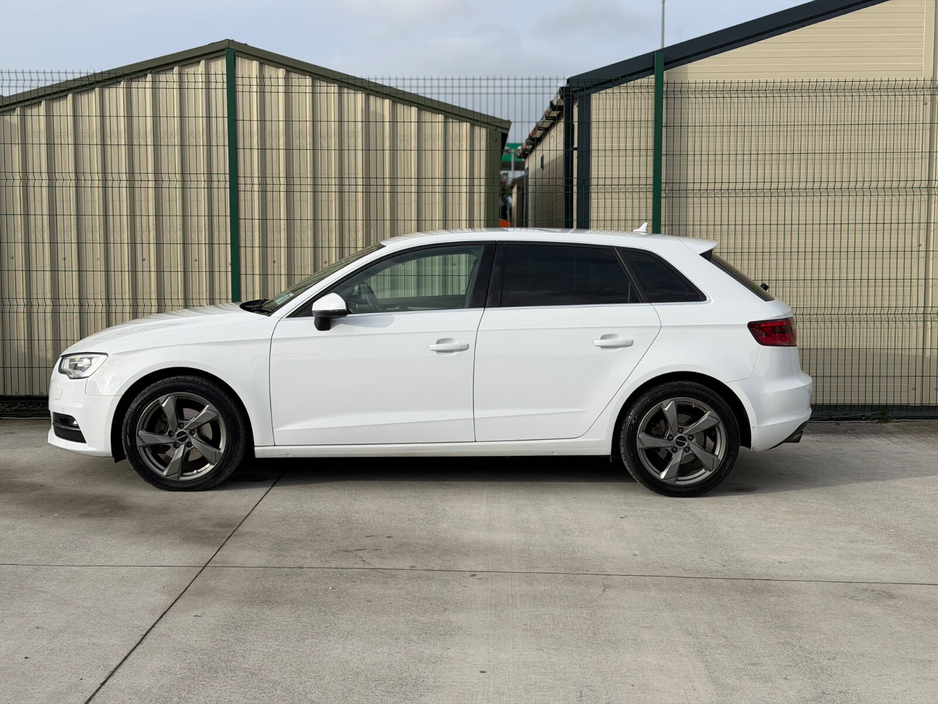 2015 Audi A3 1.4 TFSI S TRONIC €11,950
