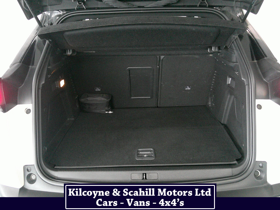 2023 Peugeot 3008 - image 21