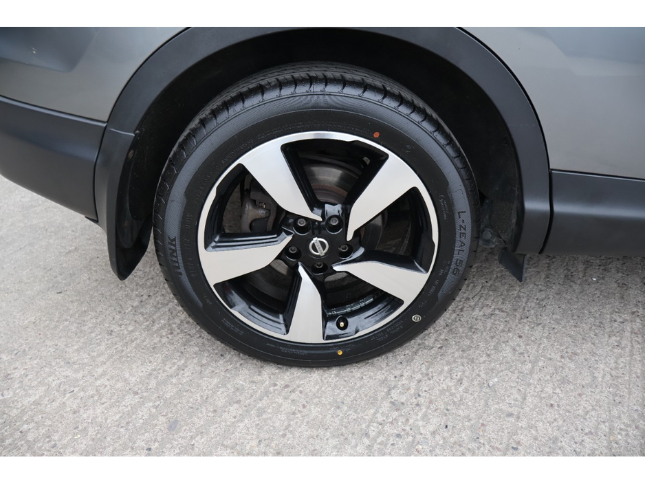 2017 Nissan Qashqai - image 33