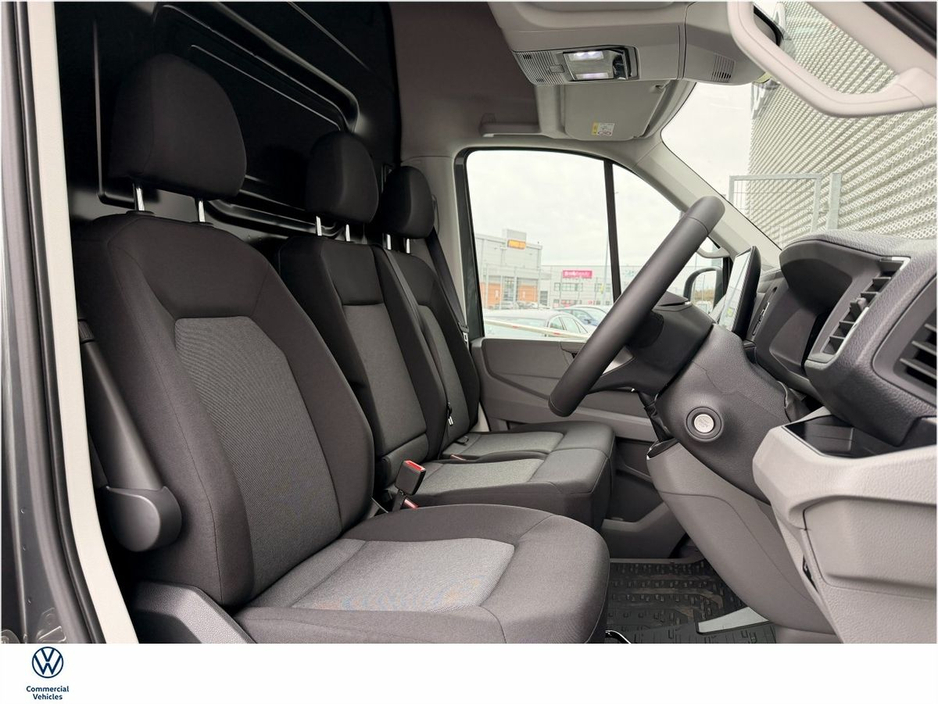 2026 Volkswagen Crafter - image 8