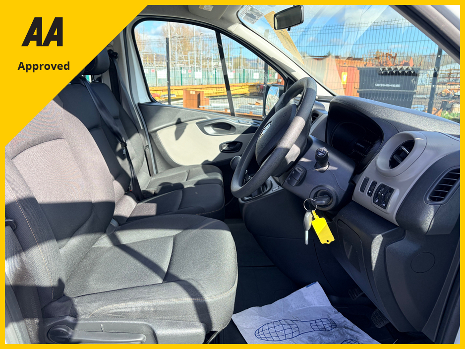 2018 Renault Trafic - image 10