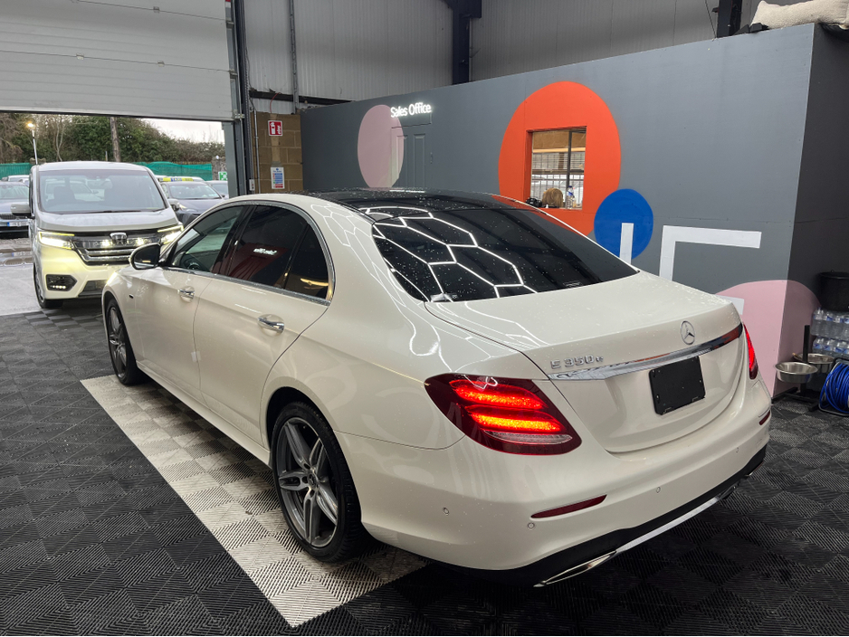 2019 Mercedes-Benz E Class €28950 2019 MERCEDES-BENZ E350 AV SP 2.0 AUTOMATIC / CRUISE CONTROL / 360° PARKING CAMERA / ELECTRIC MEMORY & HEATED SEATS / PADDLE SHIFTERS / AMBIENT LIGHTS / PANORAMIC SUNROOF €28,950