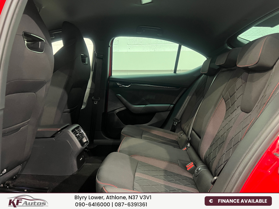 2023 Skoda Octavia - image 14