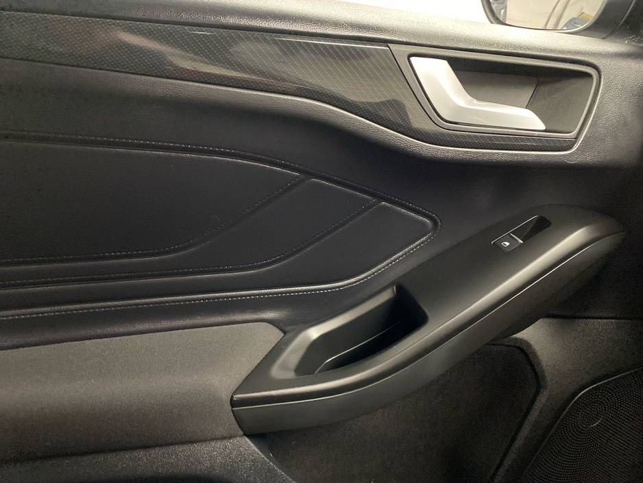 2023 Ford Focus - image 11