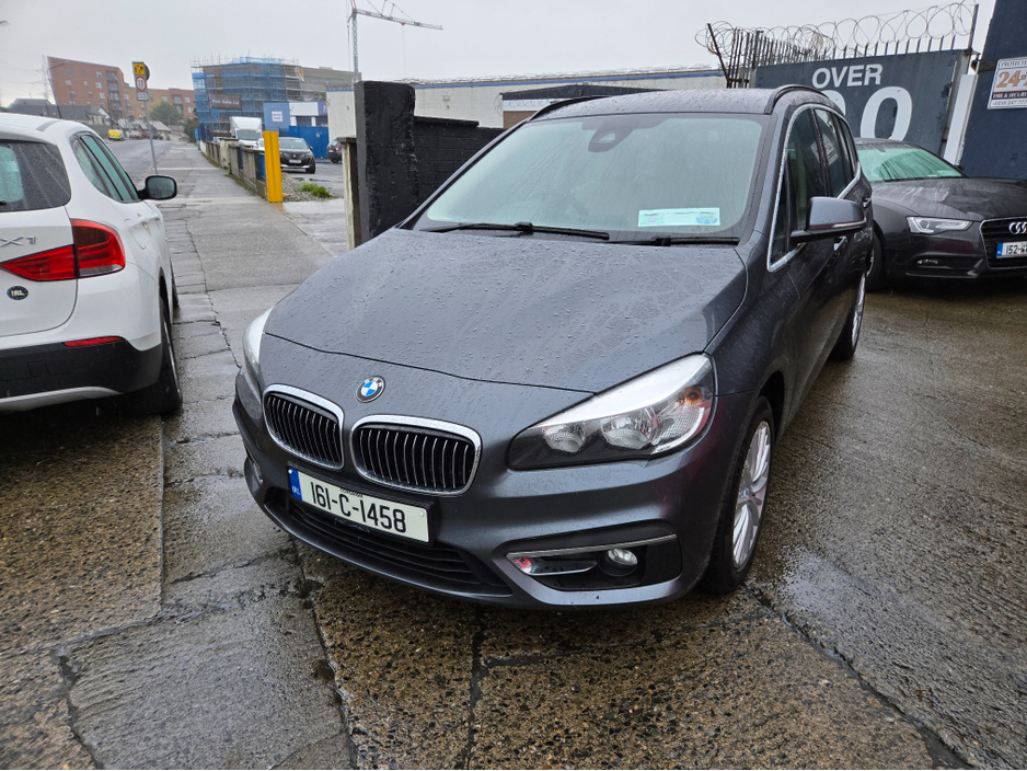 2016 BMW 2 Series Gran Tourer - image 9