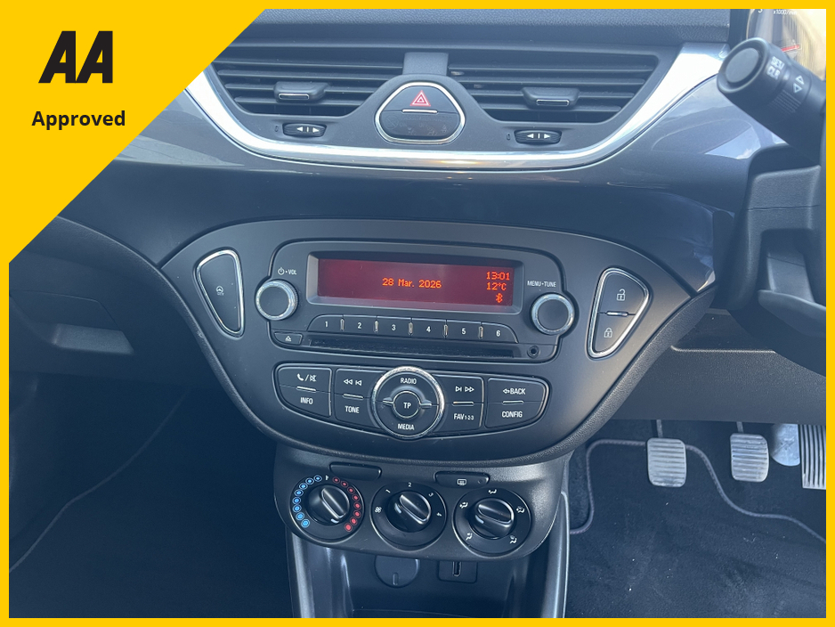 2018 Opel Corsa - image 3