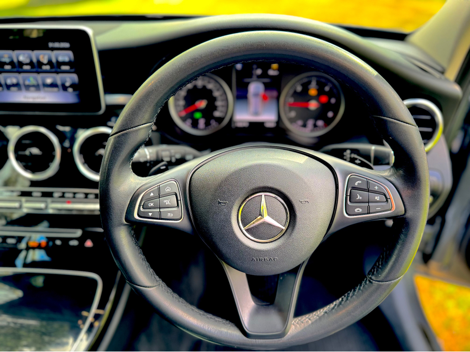 2018 Mercedes-Benz C Class - image 10