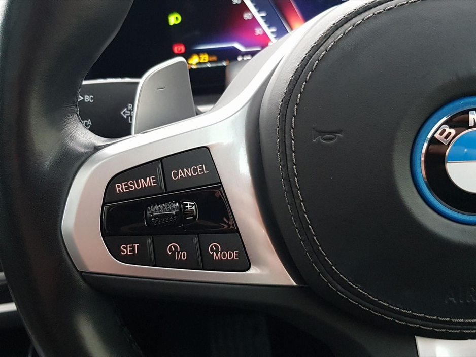 2023 BMW X5 xDrive50e M Sport €79,995