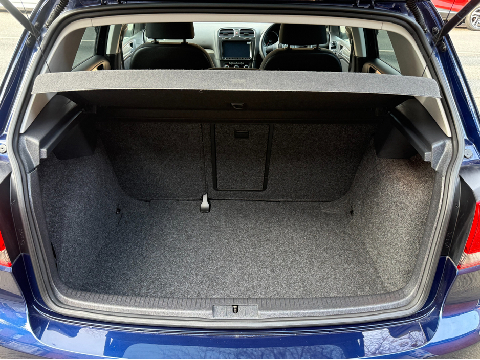 2013 Volkswagen Golf - image 6