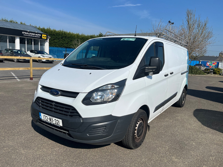 2017 Ford Transit Custom - image 2