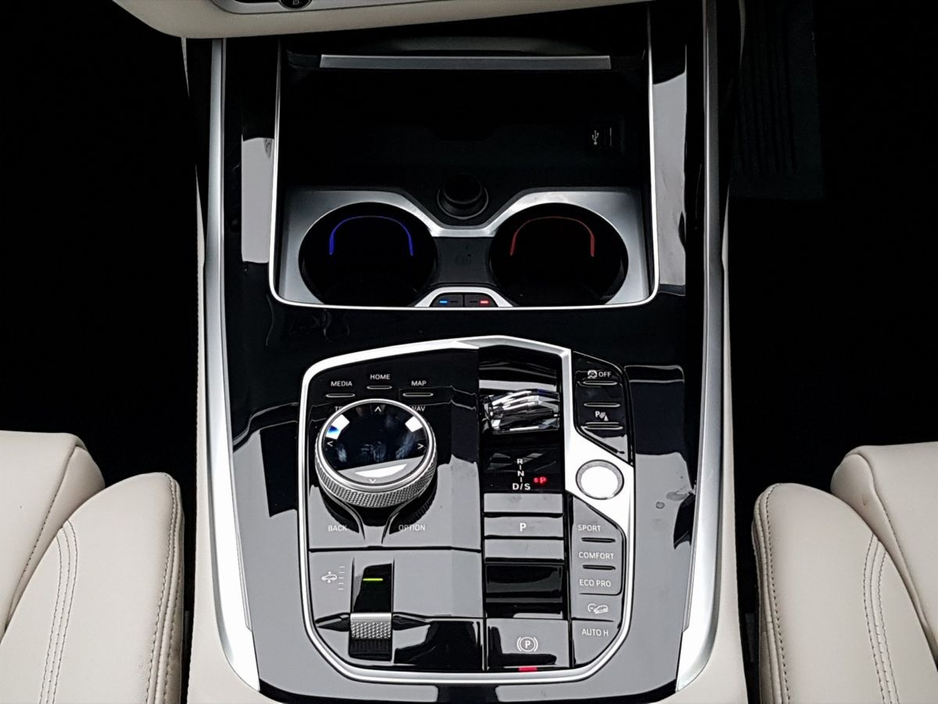 2025 BMW X7 xDrive40d M Sport €179,995