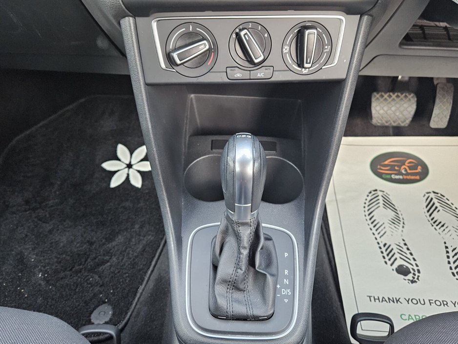 2016 Volkswagen Polo - image 26