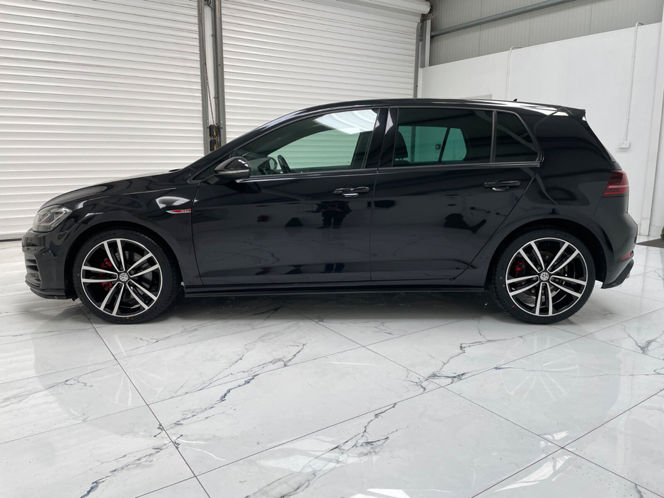 2019 Volkswagen Golf - image 6