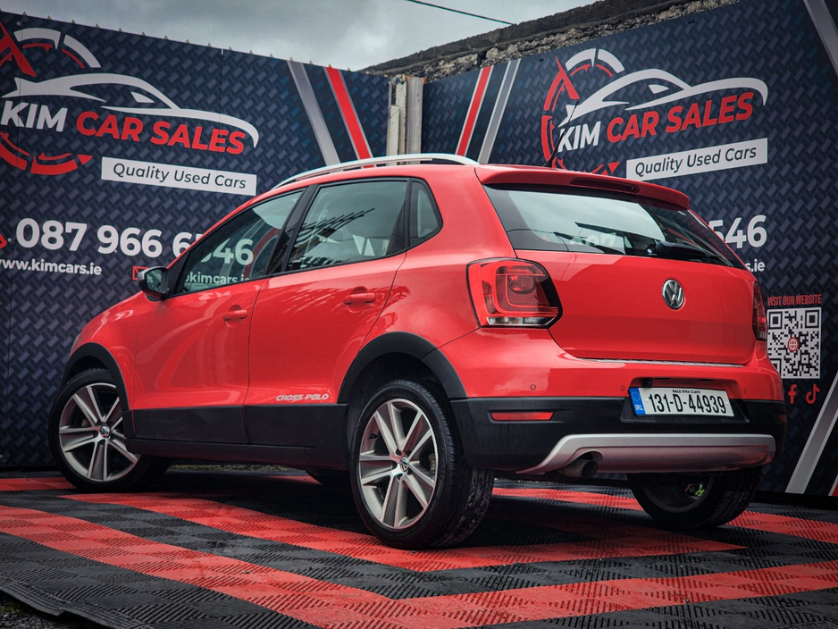 2013 Volkswagen Polo - image 11