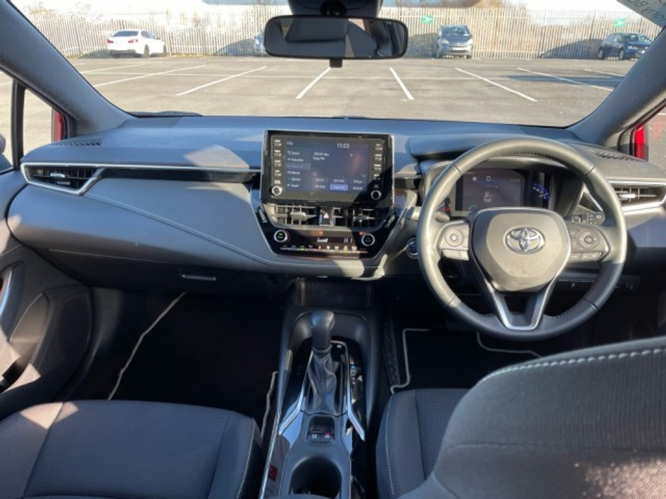 2023 Toyota Corolla Estate Tourer - Luna Edition - 1.8 Hybrid - Automatic - Tax EUR 180 - 1 Owner From New // Remote Central Locking // Front Electric Windows // Rear Electric Windows // Electric Mirrors // Heated Mirror €27,899