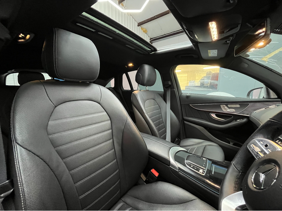 2020 Mercedes-Benz EQC - image 13