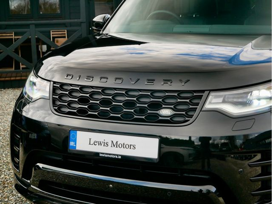 2025 Land Rover Discovery - image 6