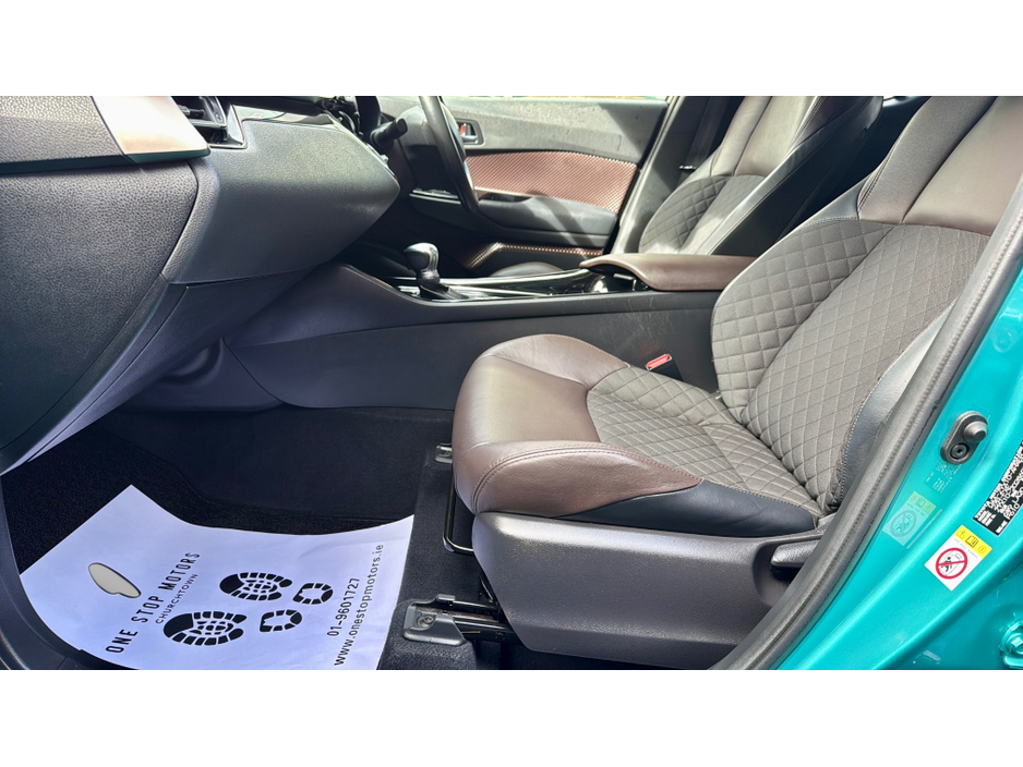 2017 Toyota C-HR - image 20