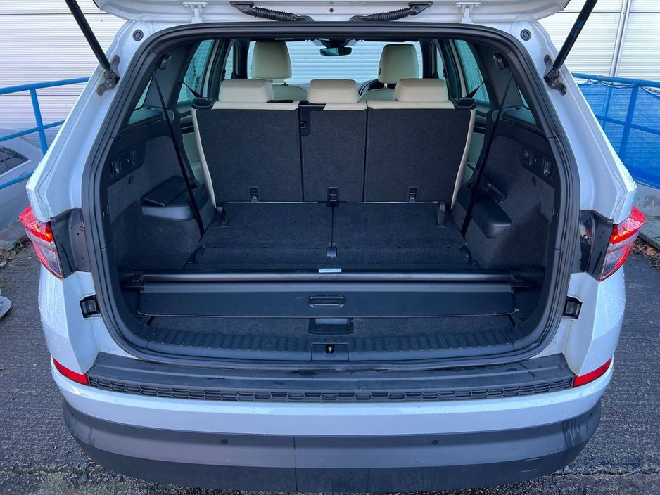 2022 Skoda Kodiaq STYLE 7-SEATER 2.0 TD AUTO // LEATHER HEATED SEATS // APPLE CARPLAY/ANDROID AUTO // BACKSEAT CLIMATE CONTROL €29,950