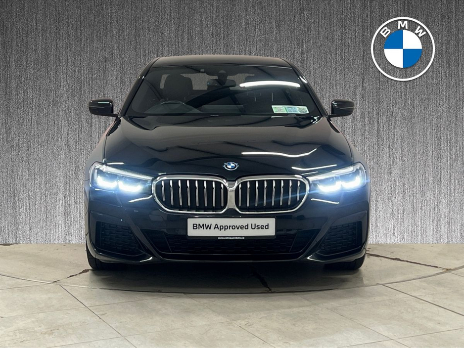 2021 BMW 5 Series - image 16