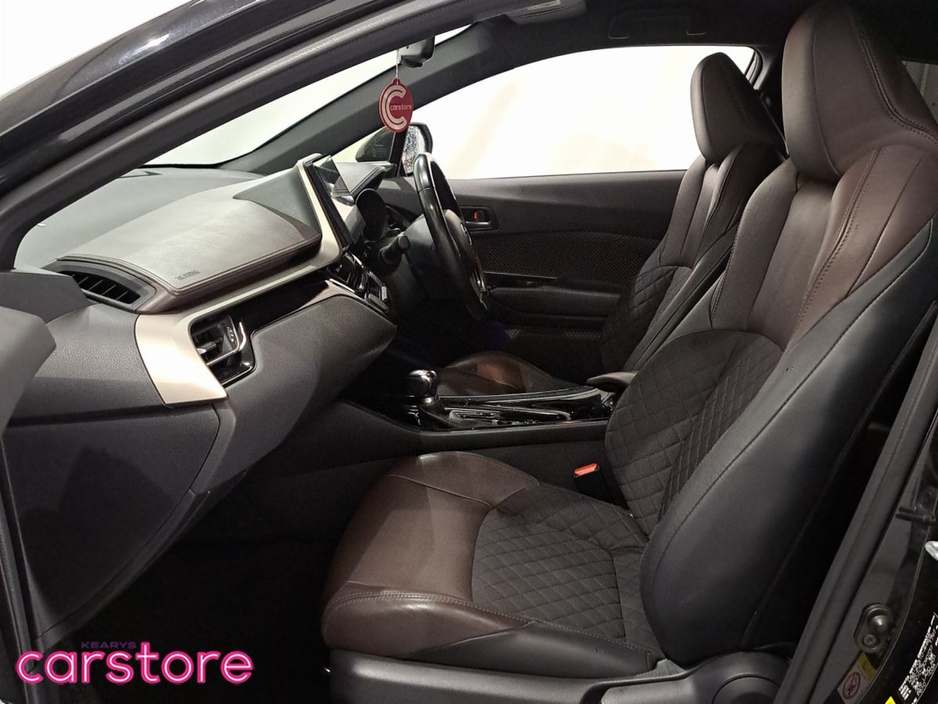 2018 Toyota C-HR - image 9