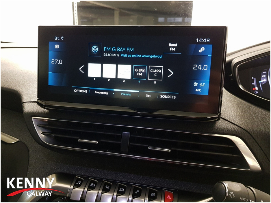 2021 Peugeot 3008 - image 31