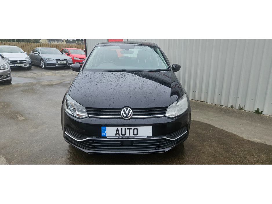 2016 Volkswagen Polo - image 3