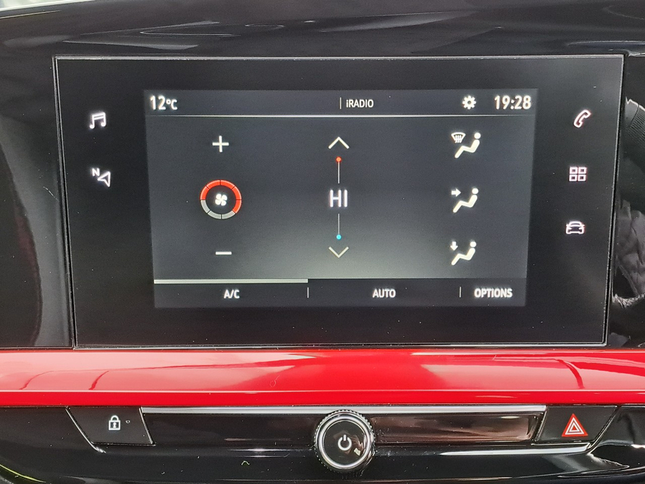 2022 Opel Mokka - image 28