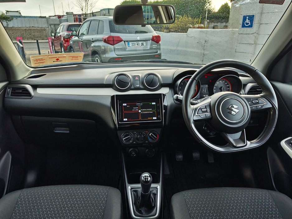 2023 Suzuki Swift - image 13