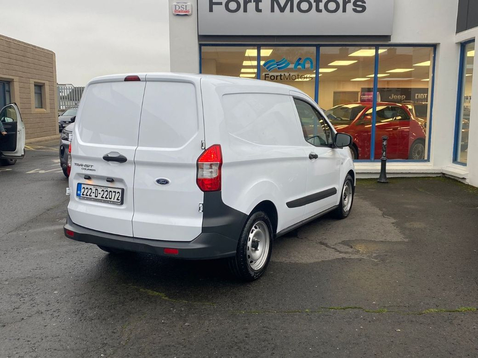 2022 Ford Transit Courier Base 1.5TD 75PS M6 2DR €11,000