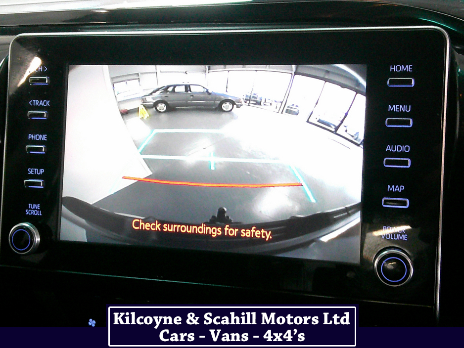 2021 Toyota Hilux - image 28