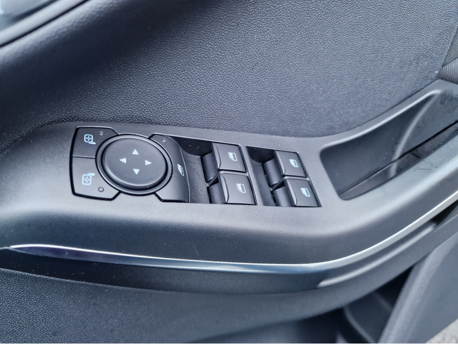 2023 Ford Fiesta ST-LINE  LOW MILEAGE GOOD AS NEW €18,950