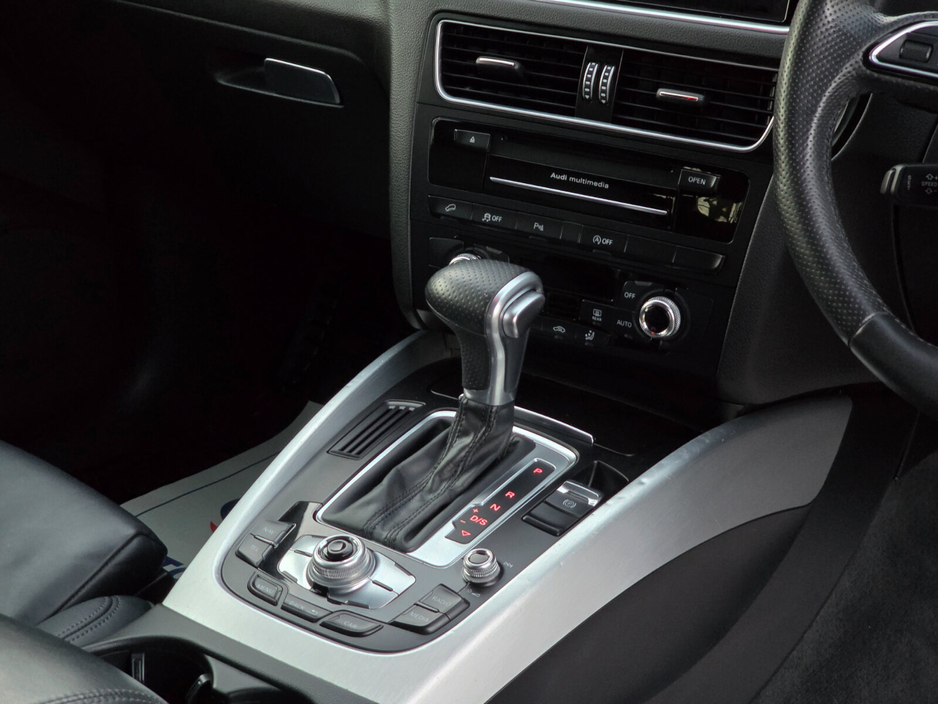 2015 Audi Q5 2.0TDI 150HP Ultra S Line €19,995