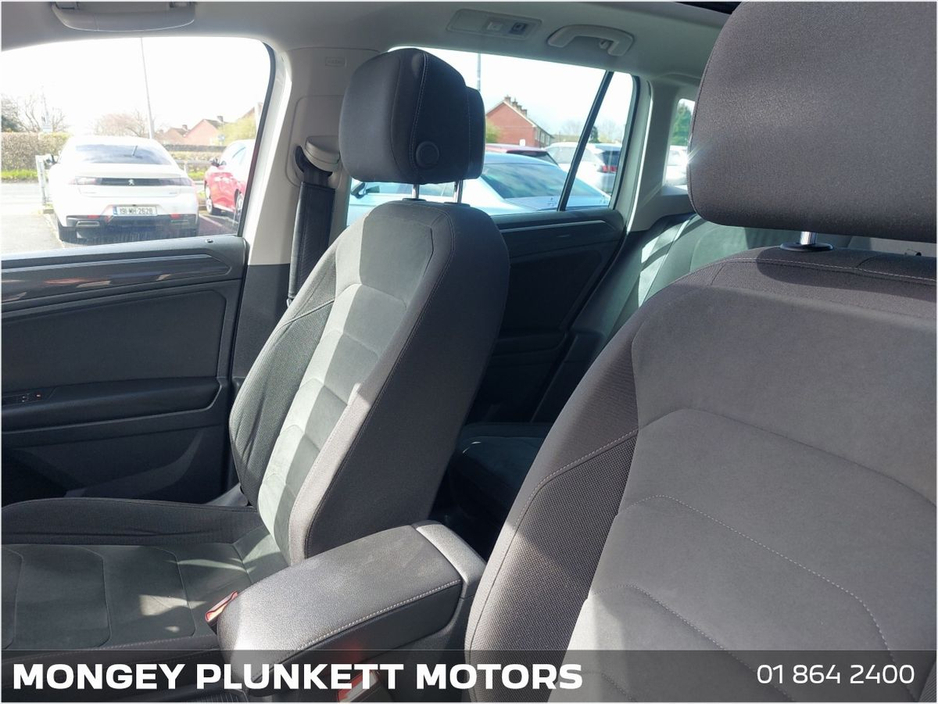 2019 Volkswagen Tiguan - image 15