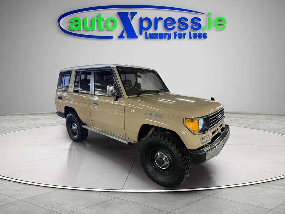 1994 Toyota Landcruiser - image 17