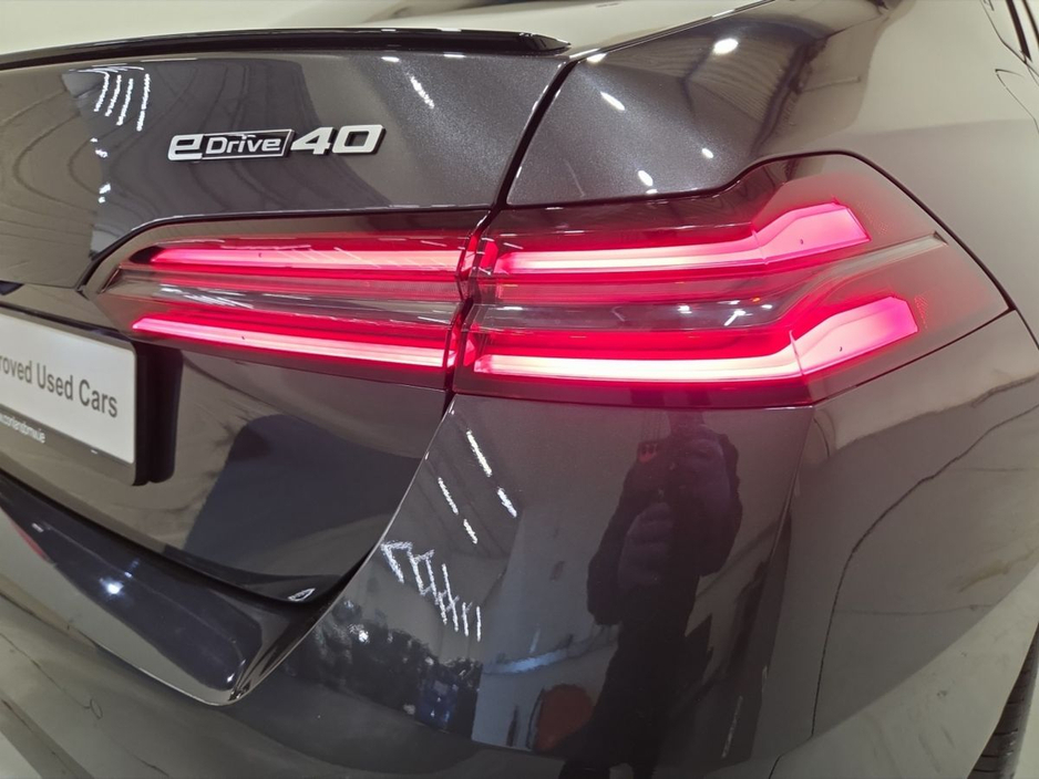 2025 BMW i5 I5 Edrive40 M Sport Pro eDrive 40 M Sport Pro eDrive40 340 Electric 83.9 kWh Auto
