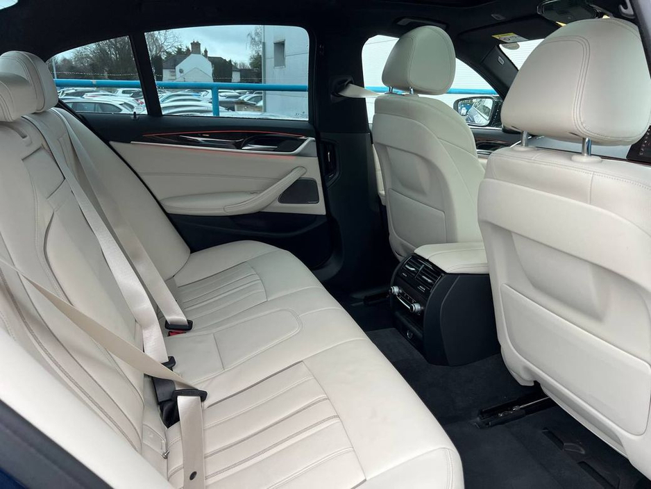 2019 BMW 5 Series 523d M-SPORT COMPETITION 2.0 D * HUGE SPEC * // OPENING SUNROOF // LEATHER M-SPORT INTERIOR // HARMAN/KARDON €32,955