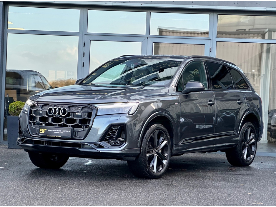2025 Audi Q7 - image 16