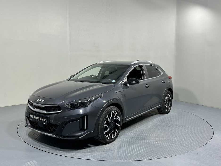 2023 Kia XCeed - image 3