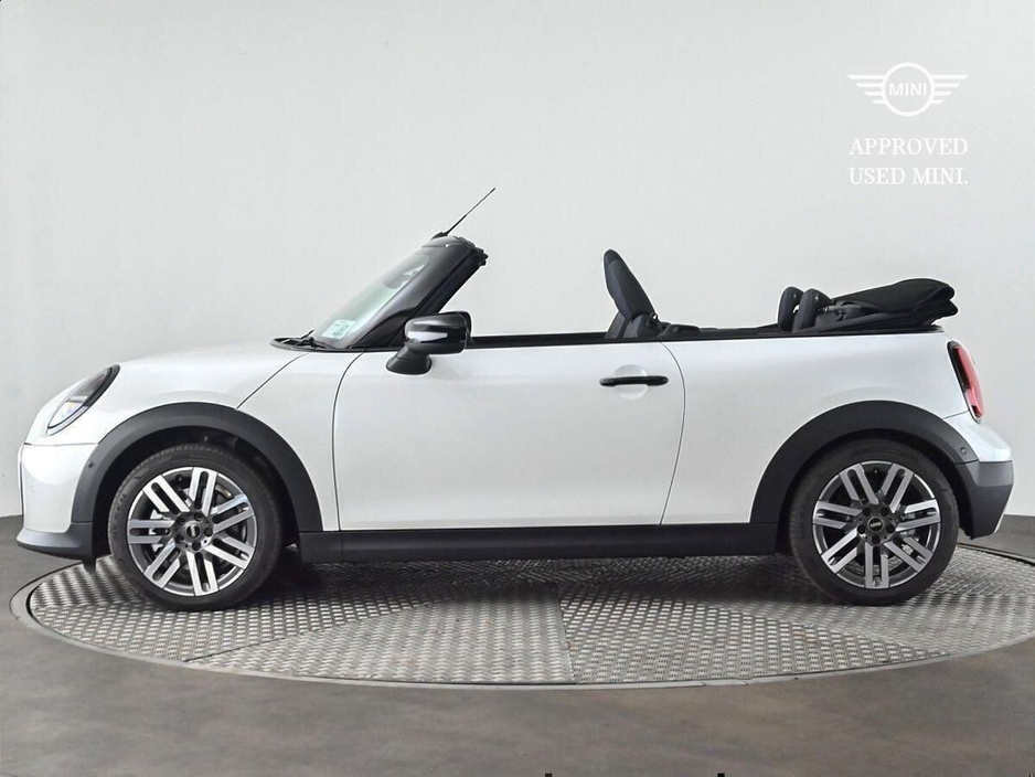 2025 MINI Hatch Cooper C €44,900