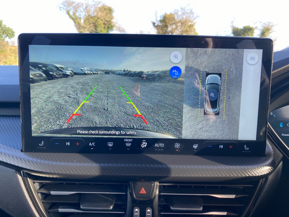 2025 Ford Kuga - image 13