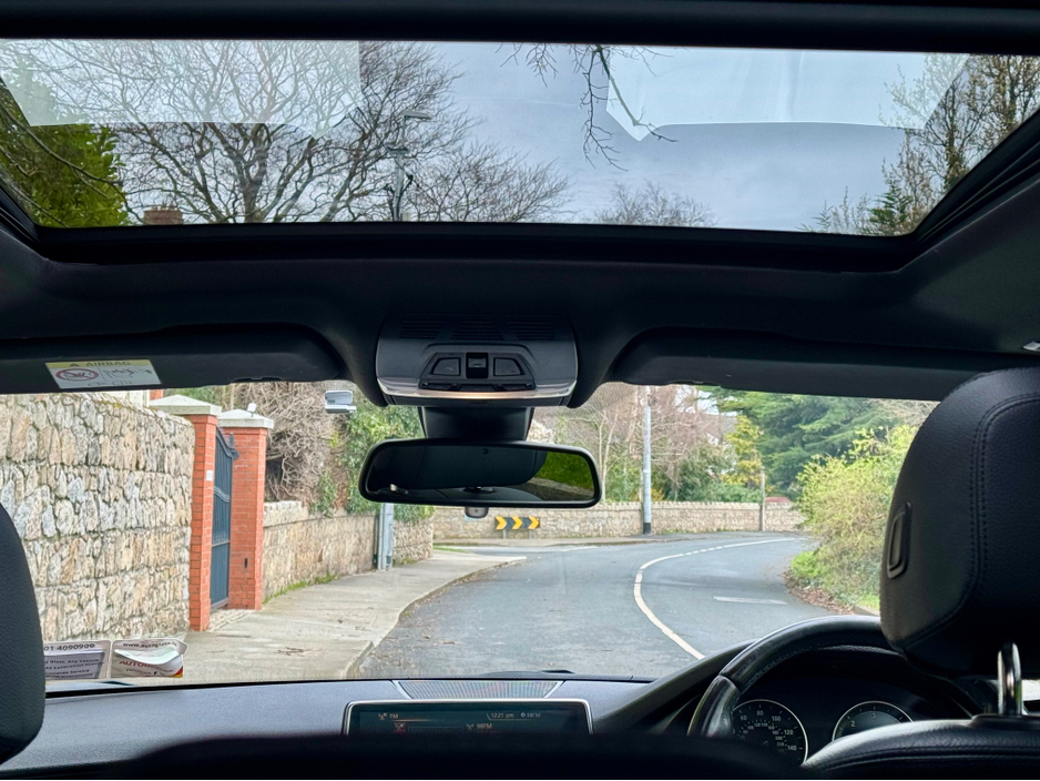 2016 BMW X5 - image 24