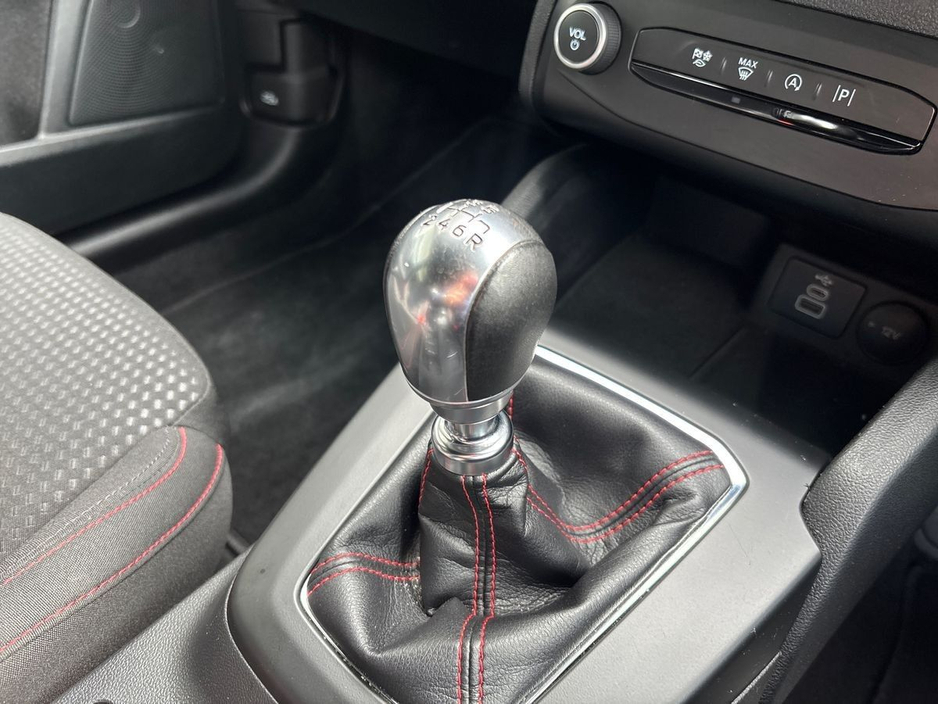 2024 Ford Focus - image 10