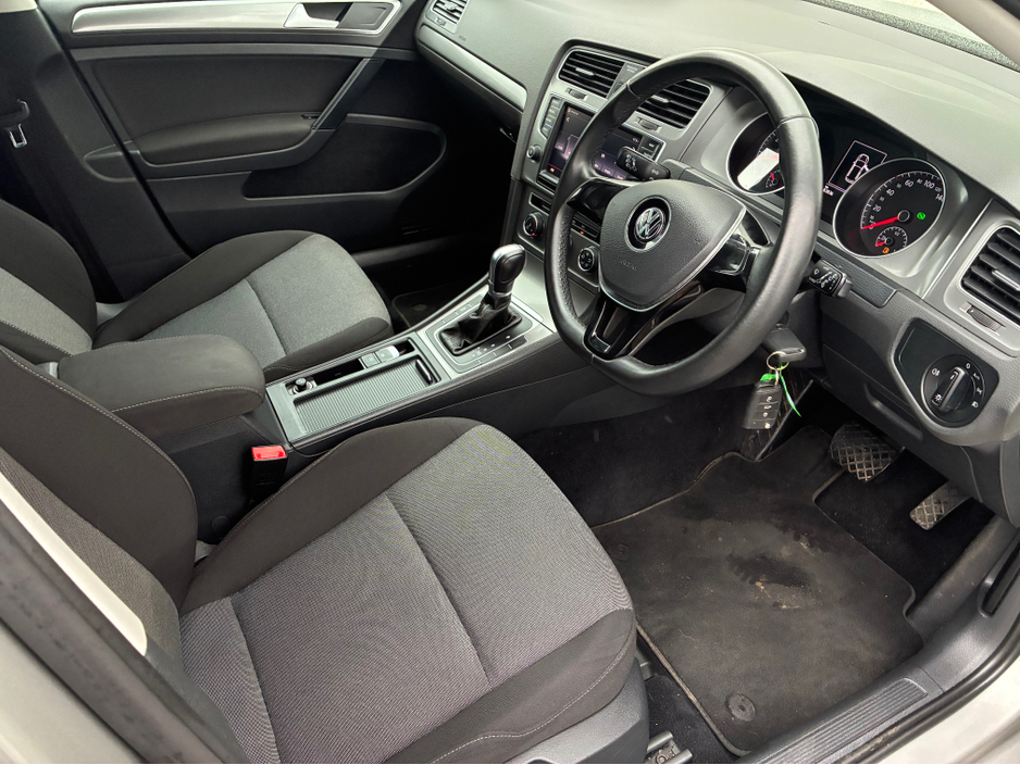 2016 Volkswagen Golf - image 7