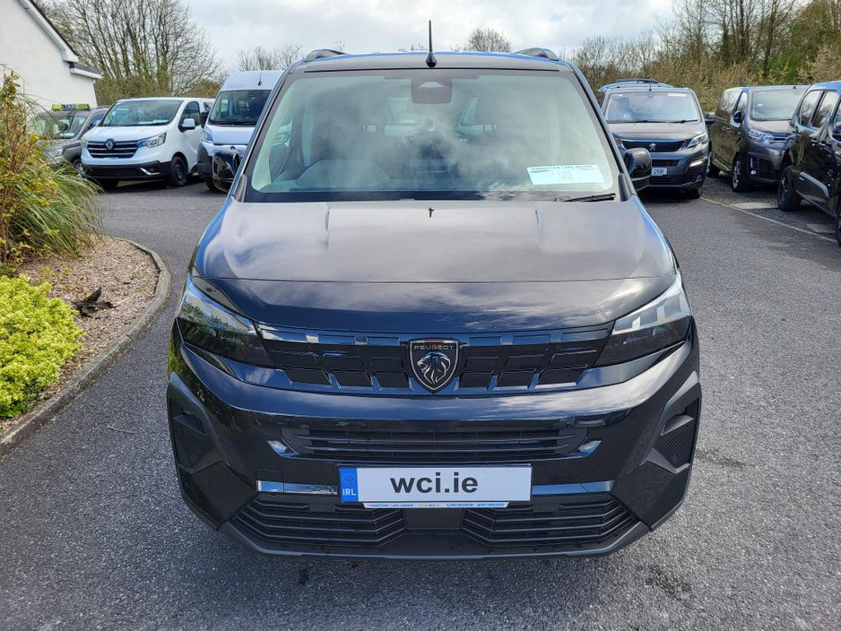 2026 Peugeot Rifter - image 3